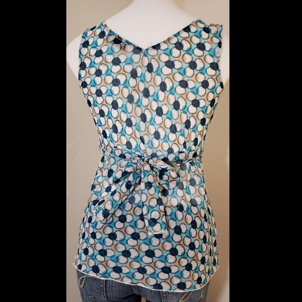 Flowy Blouse - Picture 3 of 4